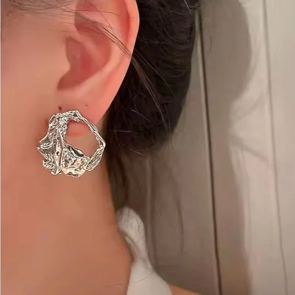 Anthropologie Earrings Silver Crumpled Molten Metal Hammered AP10 - Picture 2 of 4